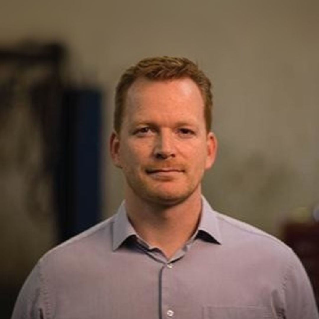 Headshot of Maurice Tuff