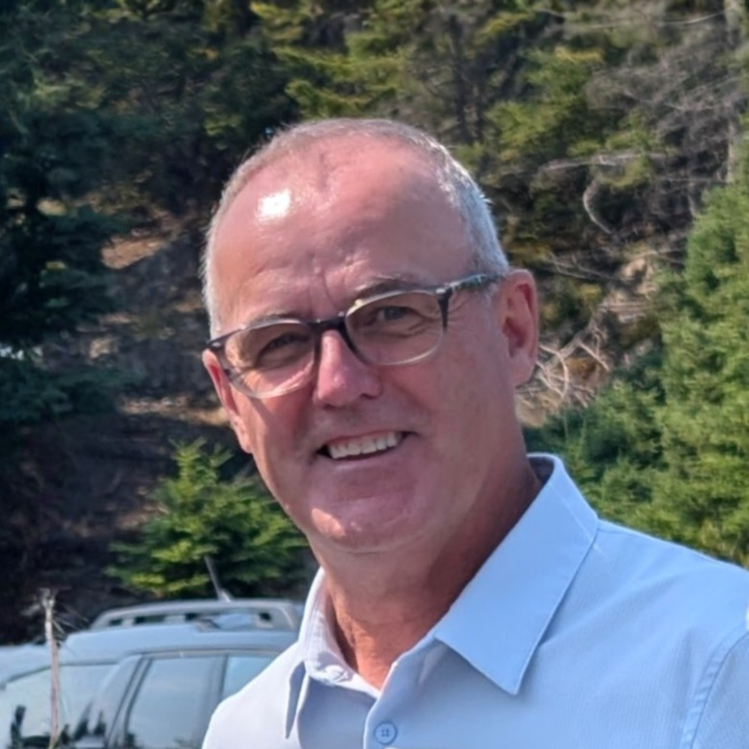 Headshot of Panelist 4