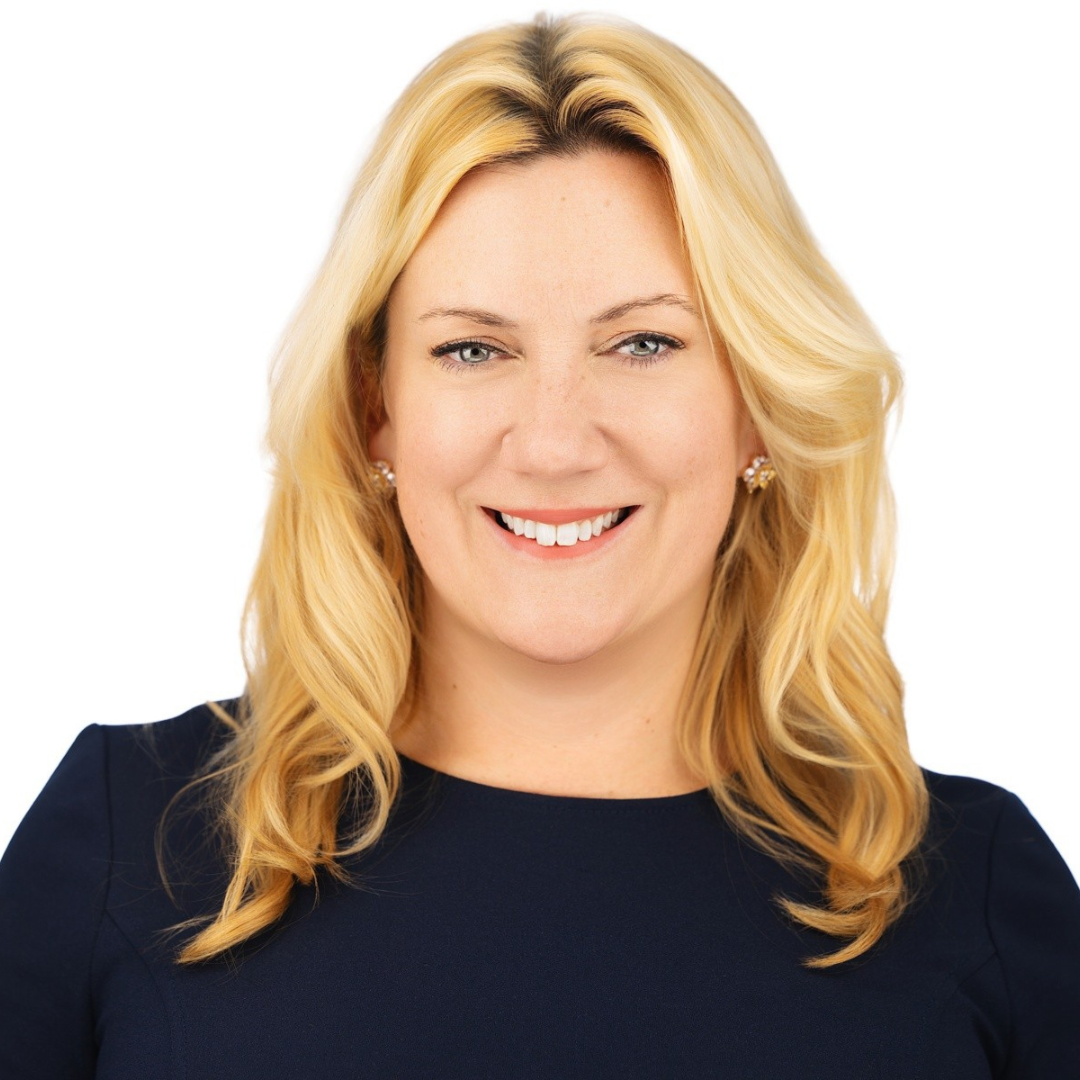 Headshot of Eva Reddington