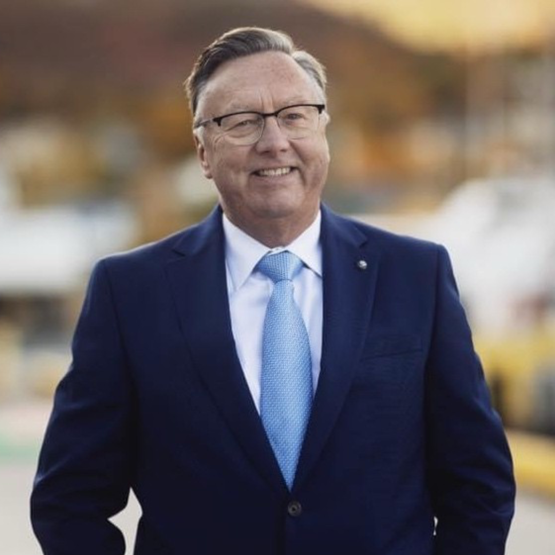 Headshot of Honourable Tony Wakeham