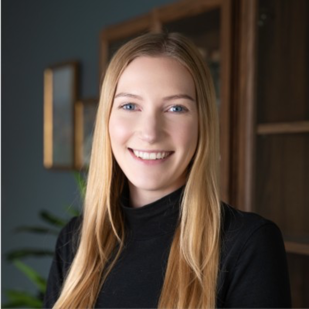 Headshot of Hayley McLellan